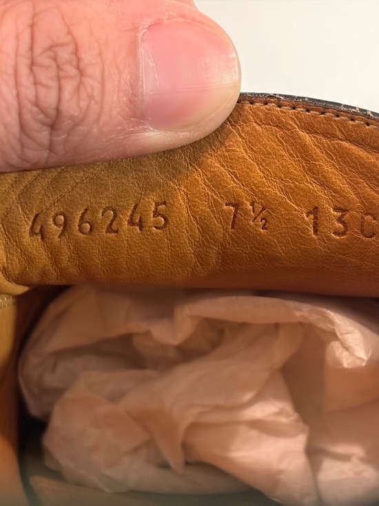 Gucci Men’s Leather Loafers Size US 7.5 main image 5